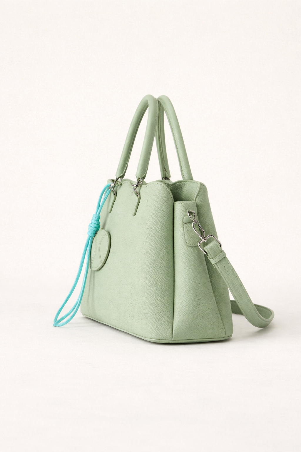 Luxury Solid Color Handbag for Women – Daily Use Tote